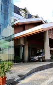 Туры в отель Shilinxuan Holiday Inn (Shilin Scenic Area) Туры в отель Shilinxuan Holiday Inn (Shilin Scenic Area)