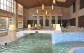 Туры в отель Huitang Huatian City Hot Spring Resort Hotel Туры в отель Huitang Huatian City Hot Spring Resort Hotel