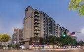 Туры в отель Home Inn Pebble Hotel (Fuzhou Yantai Hill & Shangxiahang Historic District) Туры в отель Home Inn Pebble Hotel (Fuzhou Yantai Hill & Shangxiahang Historic District)