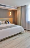 Туры в отель METEORLAND Hotel (Chaozhou Hanshan Normal University) Туры в отель METEORLAND Hotel (Chaozhou Hanshan Normal University)