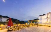 Туры в отель Floral Hotel·Anji Flower Non Mist Hotel (Cloud Grassland Store) Туры в отель Floral Hotel·Anji Flower Non Mist Hotel (Cloud Grassland Store)