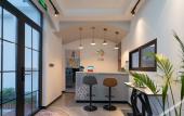 Туры в отель Floral Hotel· Shengsi hotel (South Changtu Beach Shop) Туры в отель Floral Hotel· Shengsi hotel (South Changtu Beach Shop)