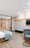Туры в отель Junqia Collection Hotel (Xinzheng Longhu Town Shawoli Subway Station) Туры в отель Junqia Collection Hotel (Xinzheng Longhu Town Shawoli Subway Station)