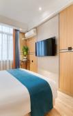 Туры в отель Home Inn Rui Bai Yun Hotel (Hangzhou Liangzhu Ruins Park Pingyao Square Branch) Туры в отель Home Inn Rui Bai Yun Hotel (Hangzhou Liangzhu Ruins Park Pingyao Square Branch)