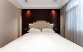 Туры в отель Floral Hotel · Hengdian Qingyan Hotel (Huaxia Cultural Park Store) Туры в отель Floral Hotel · Hengdian Qingyan Hotel (Huaxia Cultural Park Store)