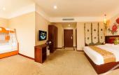 Туры в отель Home Inn Huaxuan Collection Hotel (Zhuhai Gongbei Port) Туры в отель Home Inn Huaxuan Collection Hotel (Zhuhai Gongbei Port)