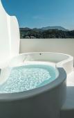 Туры в отель Miyue · Shenzhen Blue and White Saint Island Cliff Hot Tub Boutique Stay Туры в отель Miyue · Shenzhen Blue and White Saint Island Cliff Hot Tub Boutique Stay