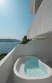 Туры в отель Miyue · Shenzhen Blue and White Saint Island Cliff Hot Tub Boutique Stay Туры в отель Miyue · Shenzhen Blue and White Saint Island Cliff Hot Tub Boutique Stay
