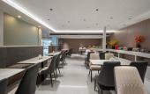 Туры в отель New Beacon Shangju Hotel (Wuhan Tengzigang Metro Station Dijiao Park) Туры в отель New Beacon Shangju Hotel (Wuhan Tengzigang Metro Station Dijiao Park)