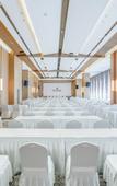Туры в отель Chengde Longhua Luanshan Licheng Hot Spring Resort Hotel Туры в отель Chengde Longhua Luanshan Licheng Hot Spring Resort Hotel
