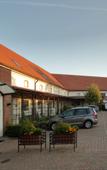 Туры в отель Hotel Chvalska Tvrz Туры в отель Hotel Chvalska Tvrz