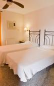 Туры в отель Hostal Nueva Andalucia Туры в отель Hostal Nueva Andalucia