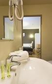 Туры в отель Brit Hotel du Parc Niort Centre - Parking gratuit Туры в отель Brit Hotel du Parc Niort Centre - Parking gratuit