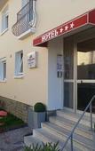 Туры в отель Hotel Le Chapeau Rouge Туры в отель Hotel Le Chapeau Rouge