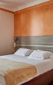 Туры в отель Au Relais Nivernais Туры в отель Au Relais Nivernais
