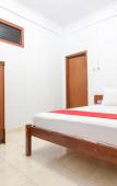 Туры в отель RedDoorz Plus near Alun Alun Selatan Туры в отель RedDoorz Plus near Alun Alun Selatan