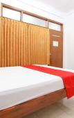 Туры в отель RedDoorz Plus near Alun Alun Selatan Туры в отель RedDoorz Plus near Alun Alun Selatan