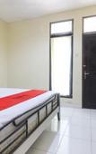 Туры в отель RedDoorz near RS Sarjito Yogyakarta 2 Туры в отель RedDoorz near RS Sarjito Yogyakarta 2