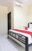 Туры в отель RedDoorz near RS Sarjito Yogyakarta 2 Туры в отель RedDoorz near RS Sarjito Yogyakarta 2