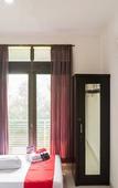 Туры в отель RedDoorz Syariah near Grand Galaxy Park Туры в отель RedDoorz Syariah near Grand Galaxy Park