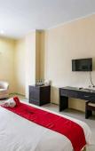 Туры в отель RedDoorz Plus near Alun Alun Karanganyar Туры в отель RedDoorz Plus near Alun Alun Karanganyar