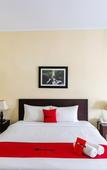 Туры в отель RedDoorz Plus near Alun Alun Karanganyar Туры в отель RedDoorz Plus near Alun Alun Karanganyar