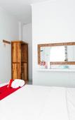 Туры в отель RedDoorz near Grojogan Sewu Tawangmangu Туры в отель RedDoorz near Grojogan Sewu Tawangmangu