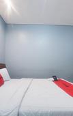 Туры в отель RedDoorz Plus near Green Pramuka Square Mall Туры в отель RedDoorz Plus near Green Pramuka Square Mall