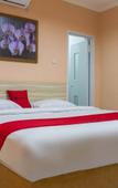 Туры в отель RedDoorz near Istana Plaza 2 Туры в отель RedDoorz near Istana Plaza 2