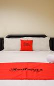Туры в отель RedDoorz Near Ambarrukmo Plaza Mall Туры в отель RedDoorz Near Ambarrukmo Plaza Mall