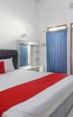 Туры в отель RedDoorz Plus @ Taman Siswa 3 Туры в отель RedDoorz Plus @ Taman Siswa 3