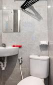 Туры в отель RedDoorz near Tanjung Duren 2 Туры в отель RedDoorz near Tanjung Duren 2