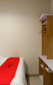 Туры в отель RedDoorz near Sleman City Hall 2 Туры в отель RedDoorz near Sleman City Hall 2