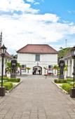 Туры в отель Brothers Inn Babarsari Yogyakarta Туры в отель Brothers Inn Babarsari Yogyakarta