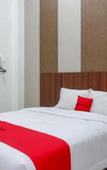 Туры в отель RedDoorz Near Stasiun Purwosari Туры в отель RedDoorz Near Stasiun Purwosari