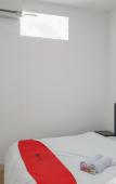 Туры в отель RedDoorz Near Istana Plaza 3 Туры в отель RedDoorz Near Istana Plaza 3