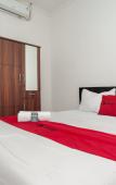 Туры в отель RedDoorz Syariah Plus Near Jatiwarna Toll Gate Туры в отель RedDoorz Syariah Plus Near Jatiwarna Toll Gate