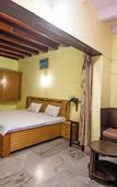 Туры в отель India Hotel - Mall Road Nainital - Lake View Туры в отель India Hotel - Mall Road Nainital - Lake View