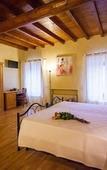 Туры в отель Hotel Alla Corte dei Bicchi Туры в отель Hotel Alla Corte dei Bicchi