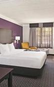Туры в отель La Quinta Inn & Suites by Wyndham Clifton/Rutherford Туры в отель La Quinta Inn & Suites by Wyndham Clifton/Rutherford