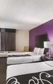 Туры в отель La Quinta Inn & Suites by Wyndham Clifton/Rutherford Туры в отель La Quinta Inn & Suites by Wyndham Clifton/Rutherford