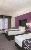 Туры в отель La Quinta Inn & Suites by Wyndham Clifton/Rutherford Туры в отель La Quinta Inn & Suites by Wyndham Clifton/Rutherford