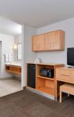 Туры в отель Red Roof PLUS+ & Suites Tampa - Busch Gardens Туры в отель Red Roof PLUS+ & Suites Tampa - Busch Gardens