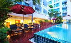 At Ease Saladaeng by Aetas