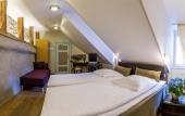 Туры в отель Cru Hotel Туры в отель Cru Hotel