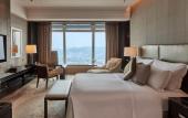 Туры в отель The Ritz-Carlton Hong Kong Туры в отель The Ritz-Carlton Hong Kong