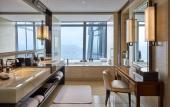 Туры в отель The Ritz-Carlton Hong Kong Туры в отель The Ritz-Carlton Hong Kong