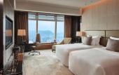 Туры в отель The Ritz-Carlton Hong Kong Туры в отель The Ritz-Carlton Hong Kong
