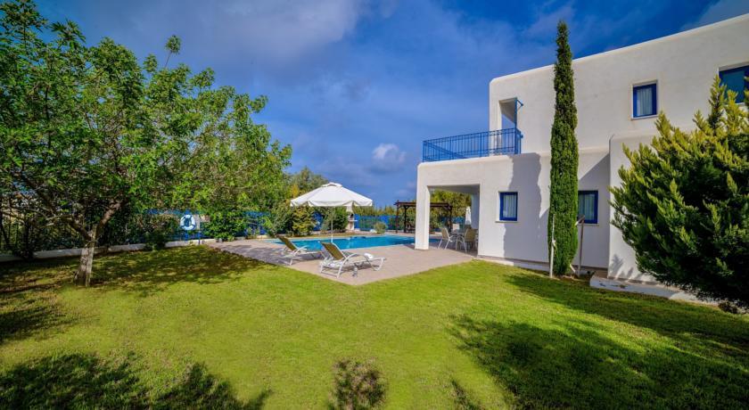 Azzurro Luxury Holiday Villas 0*