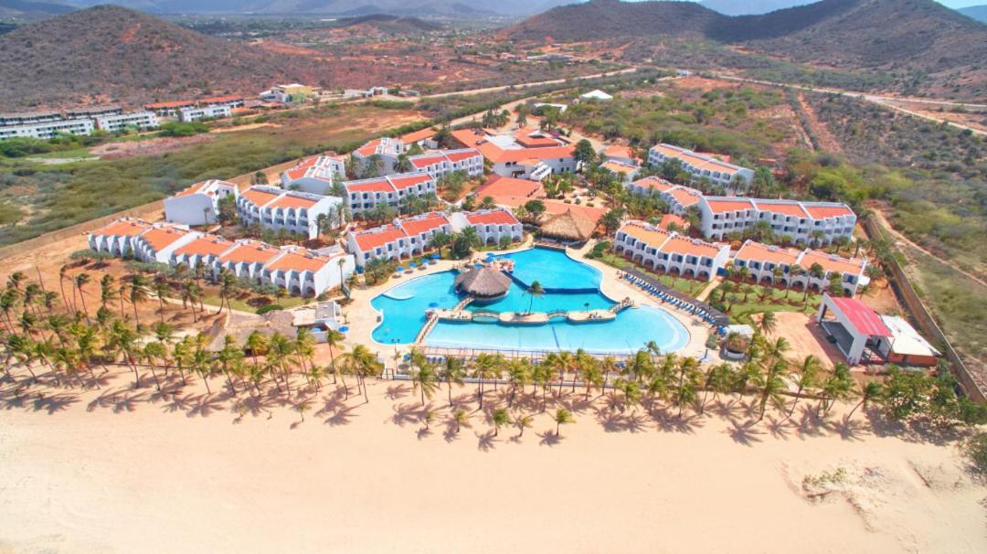 Туры в Costa Caribe Beach Hotel & Resort
